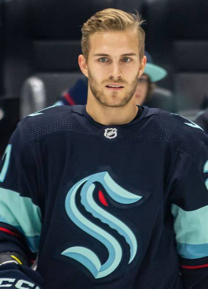 Alexander Wennberg Bio (Wiki) 