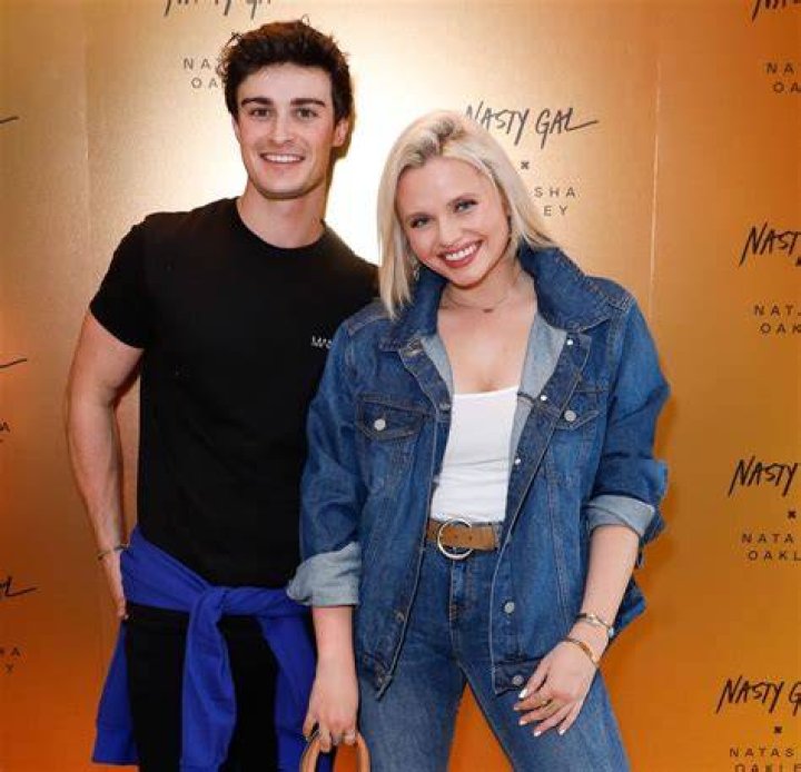 Alli Simpson with her boyfriend, Mitchell Bourke.