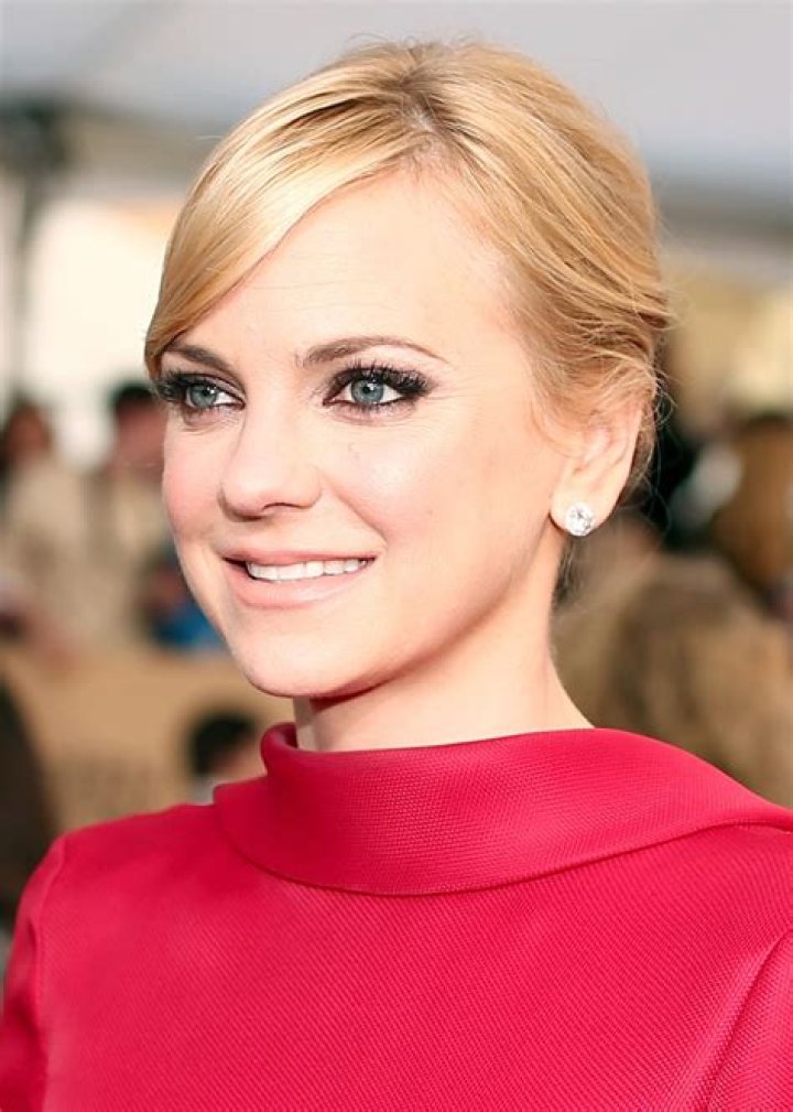 anna faris and Michael Barrett American actress Anna Faris