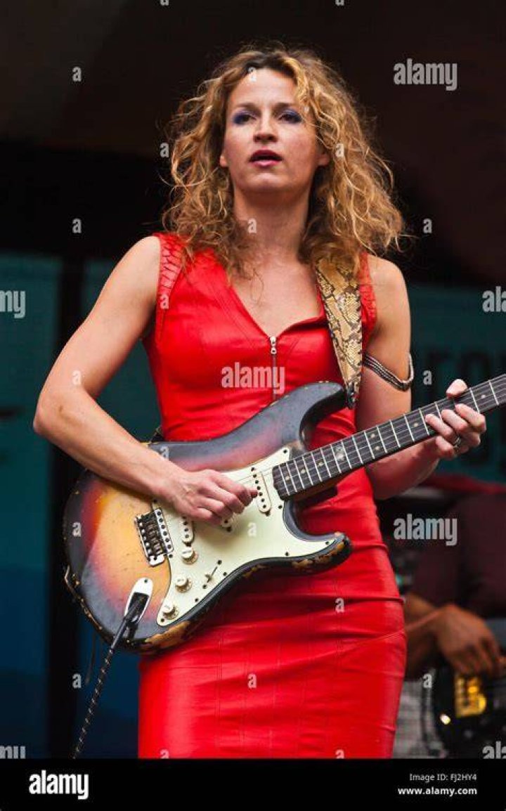 Ana Popović Bio (Wiki) 
