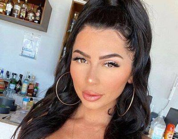 Angela Babicz Angela Babicz