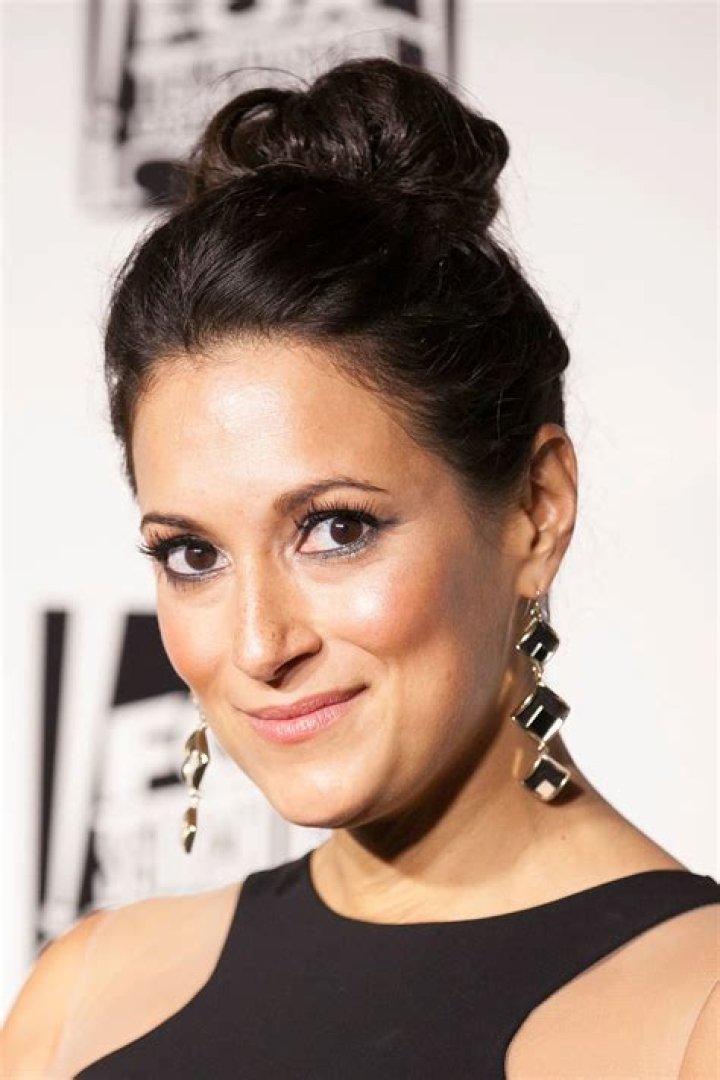Angelique Cabral Bio (Wiki) 