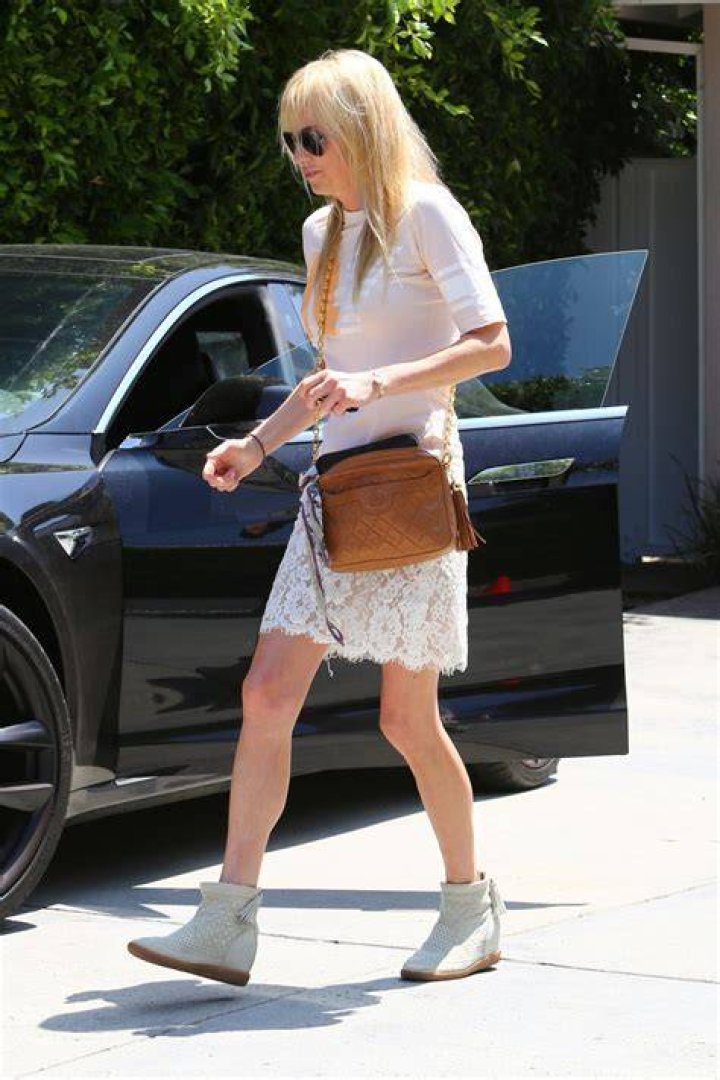 Anna Faris leaving the InStyle Day of Indulgence party.