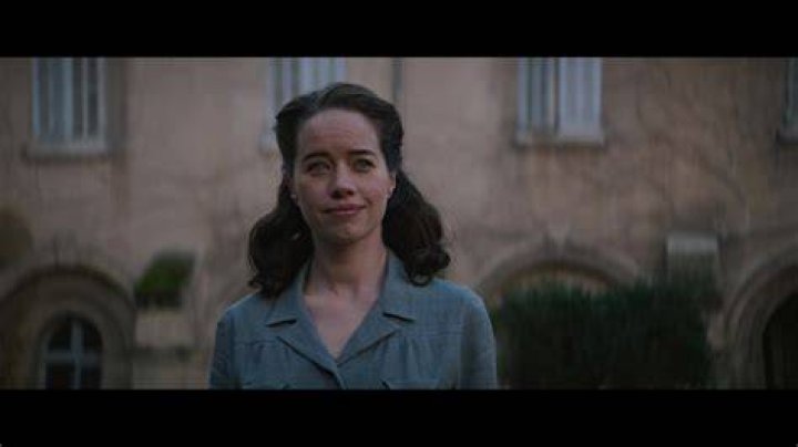 Anna Popplewell photo 2