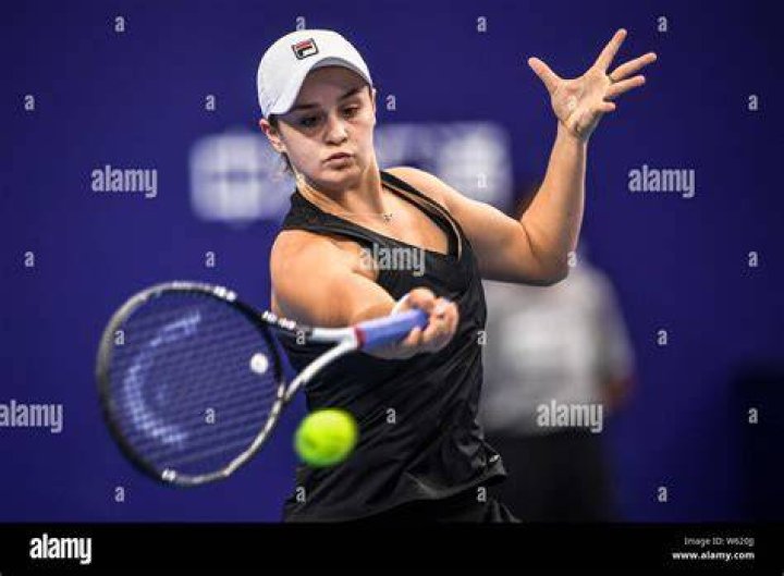 Ashleigh Barty photo 3