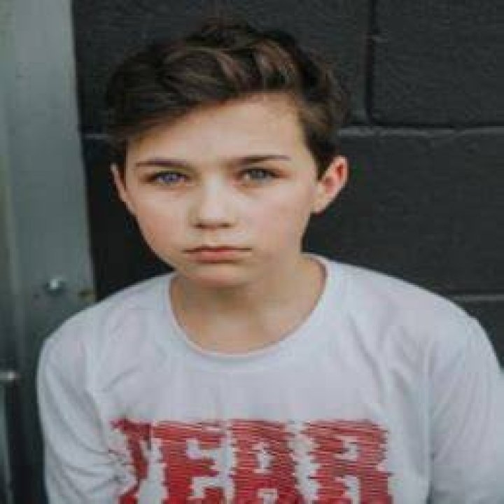 Ashton Rowland Bio (Wiki) 