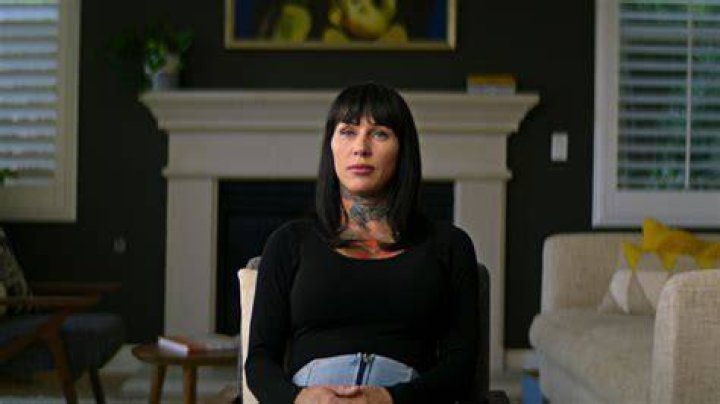 	‘Bombshell’ McGee: Ashley Madison communicated with men through fake accts	