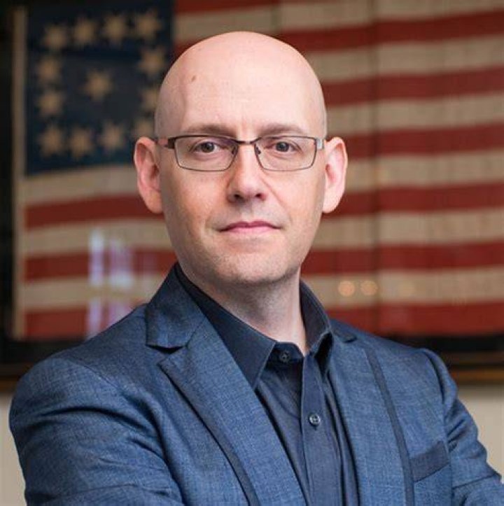 Brad Meltzer photo
