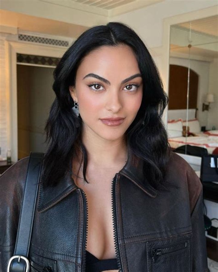 Camila Mendes Cami Mendes