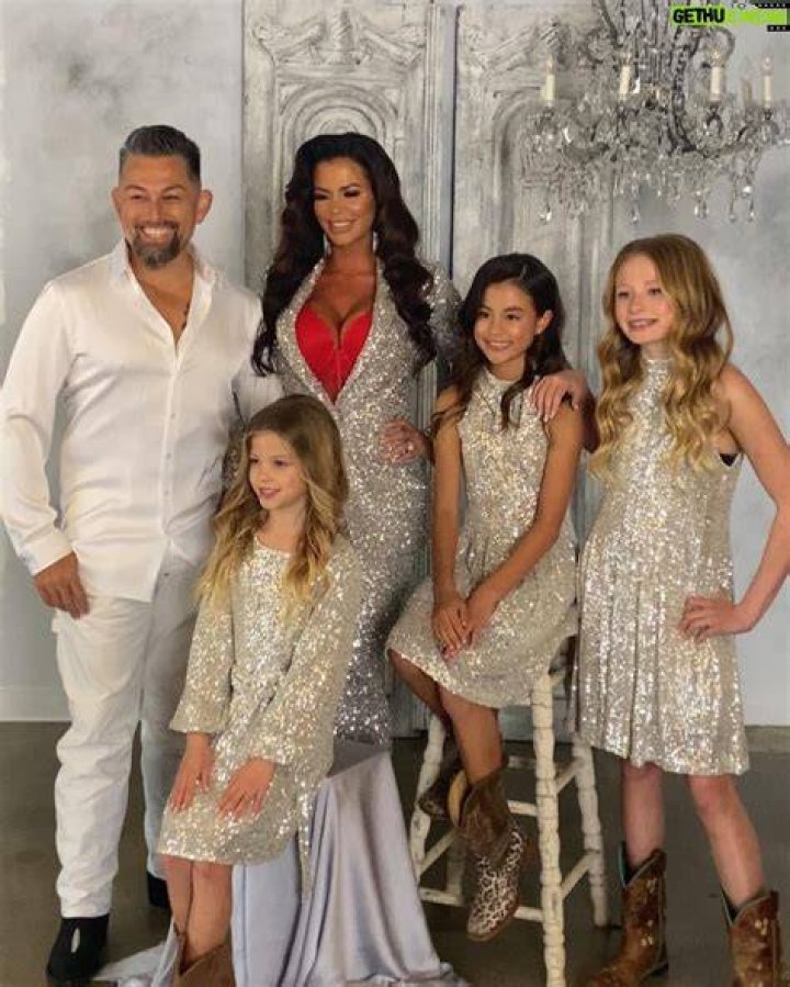Candice Michelle Bio (Wiki) 