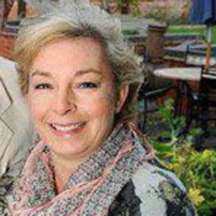 Cathryn Sealey Bio (Wiki) 