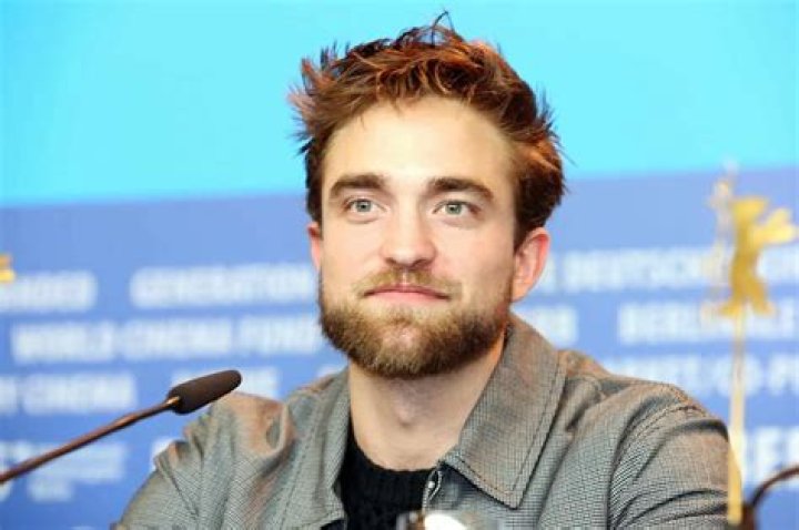 Celebrities named Robert
