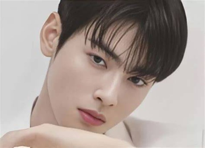 Cha Eun-woo's pet "Dog Person"