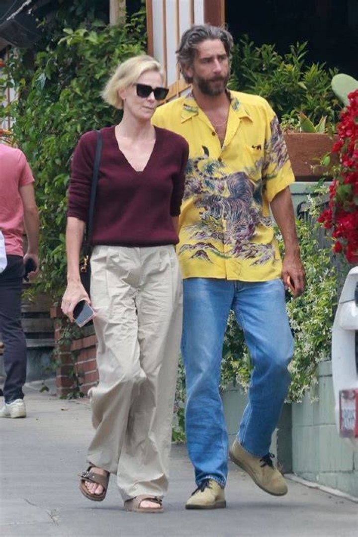 Has Charlize Theron found a new love partner? Current Relationship Status Charlize Theron and Alex Dimitrijevic