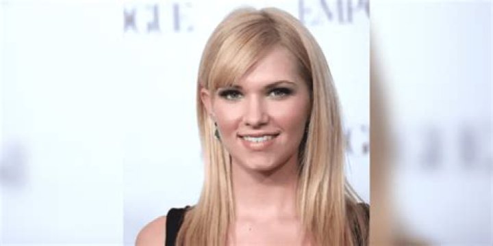 Claudia Lee Bio (Wiki) 