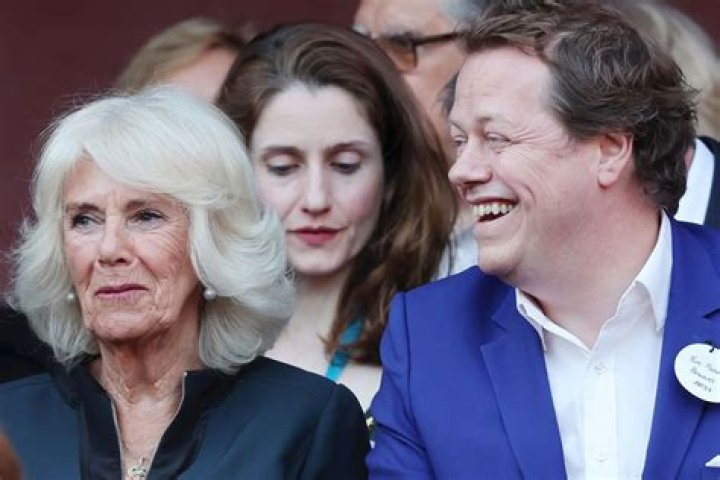 Does Camilla smoke?