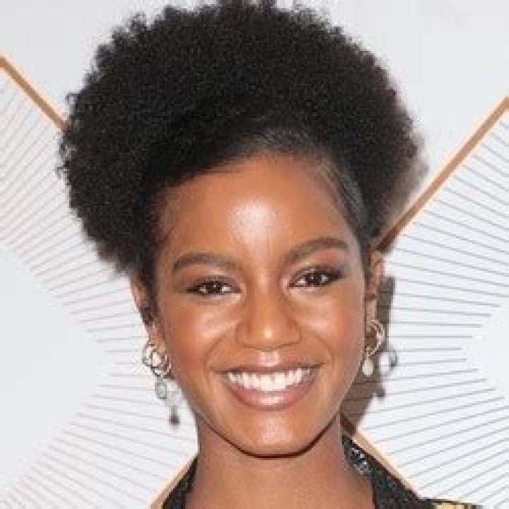 Ebonee Davis - Age, Family, Bio