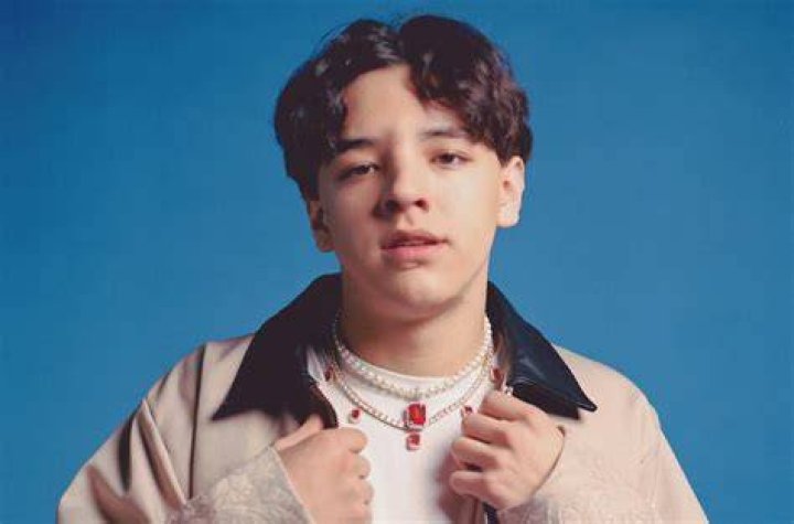 el-cantante el-cantante