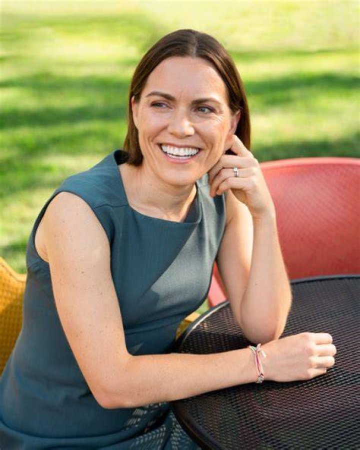 Emily Oster Bio (Wiki) 