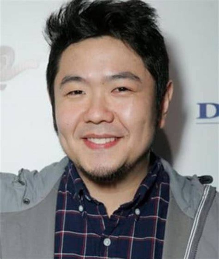 Eric Bauza Bio (Wiki) 