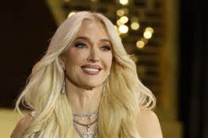 Is She Okay? Fans Show Concern to Barely Recognizable Erika Jayne After Dramatic Weight Loss! Erica Jayne (2)