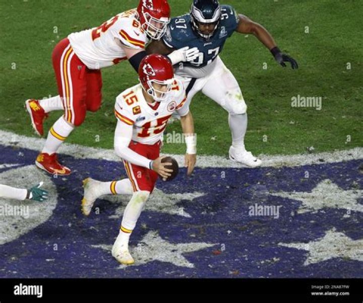GLENDALE, ARIZONA - FEBRUARY 12: Patrick Mahomes #15 of the Kansas City Chiefs runs onto the field before playing against the Philadelphia Eagles in Super Bowl LVII at State Farm Stadium on February 12, 2023 in Glendale, Arizona. (Photo by Carmen Mandato/Getty Images) GLENDALE, ARIZONA - FEBRUARY 12: Patrick Mahomes #15 of the Kansas City Chiefs runs onto the field before playing against the Philadelphia Eagles in Super Bowl LVII at State Farm Stadium on February 12, 2023 in Glendale, Arizona. (Photo by Carmen Mandato/Getty Images)
