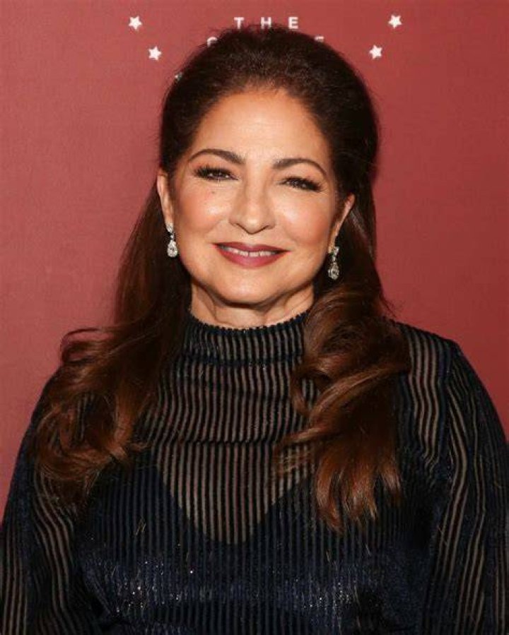 Gloria Estefan photo 3