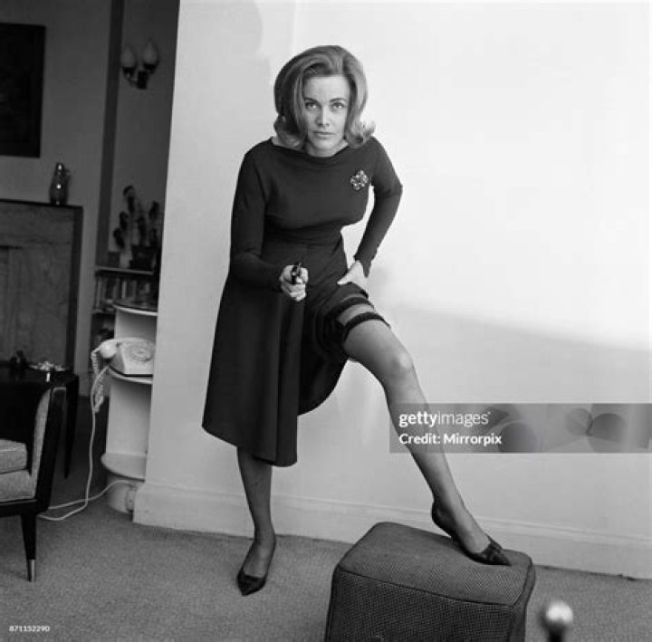Honor Blackman photo 3