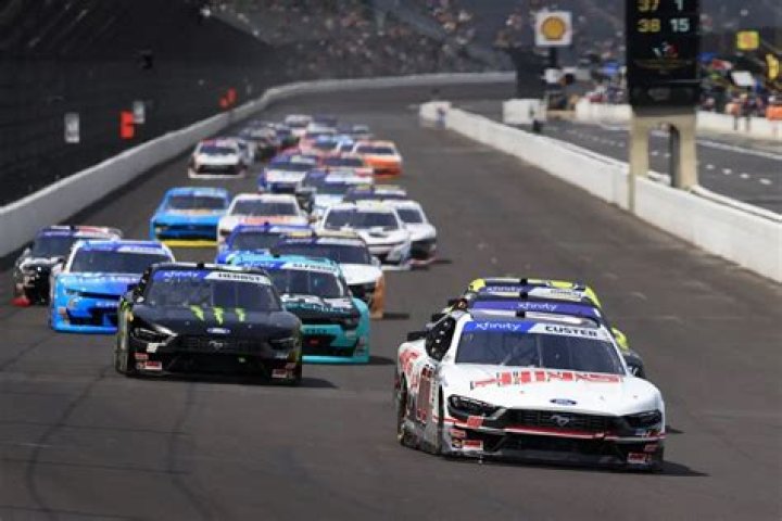 How do Nascar windshields work?
