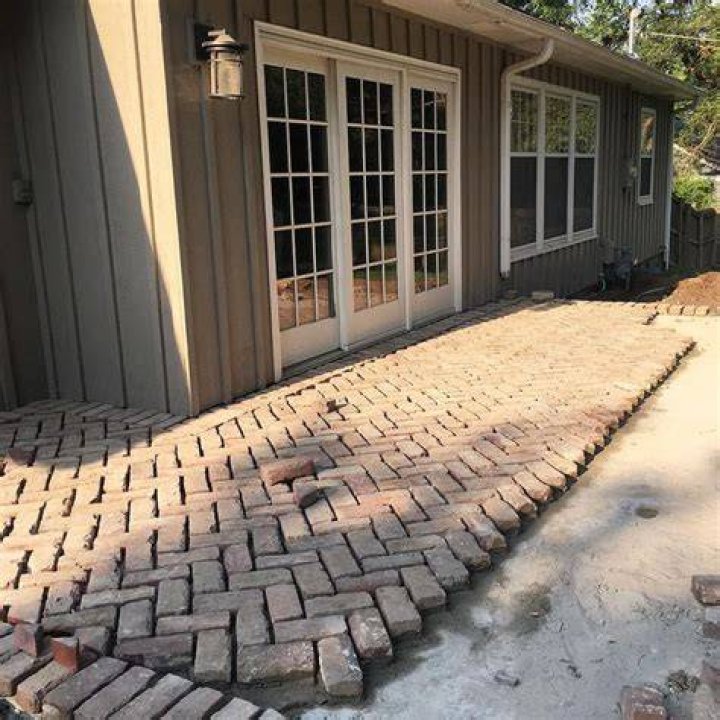 How do you split brick pavers?