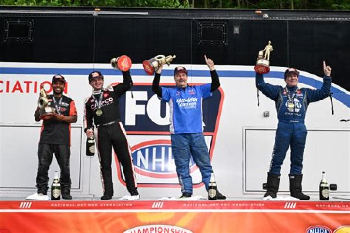 How much do NHRA winners make?