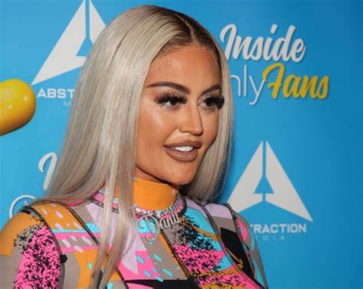 IG Model Danii Banks drugged while partying in Vegas and reportedly been robbed IG Model Danii Banks drugged while partying in Vegas and reportedly been robbed
