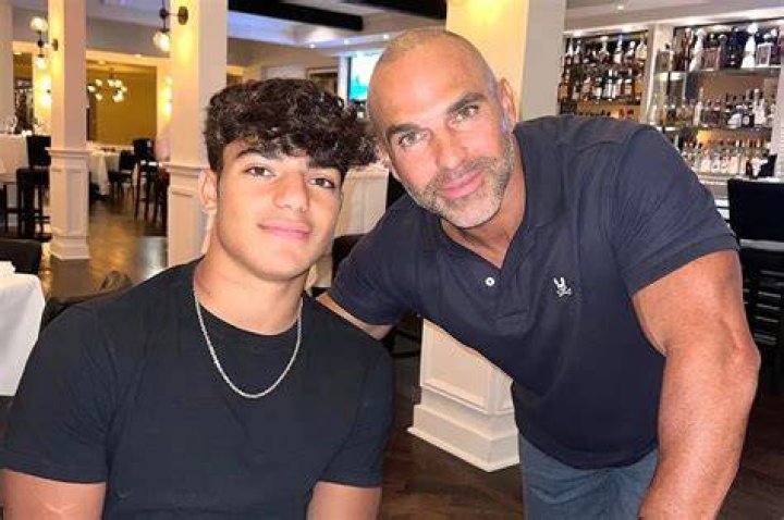 Is Joe Gorga’s restaurant still open?