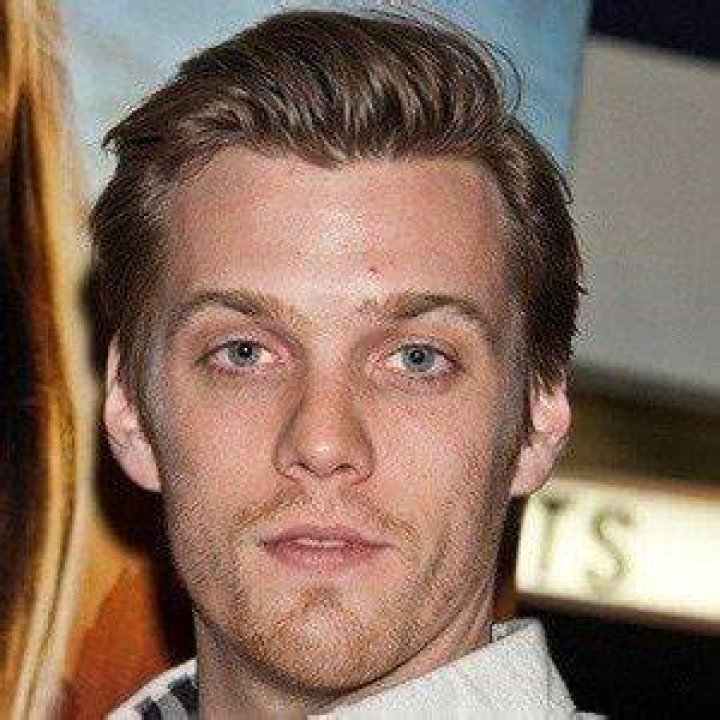 Jake Abel - Age, Family, Bio