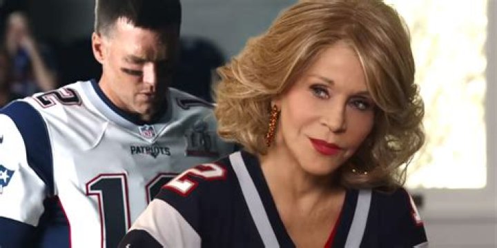 Jane Fonda with Tom Brady during the premiere of 80 for Brady.