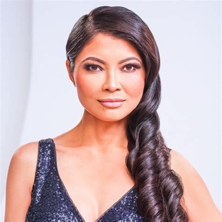jennie nguyen rhoslc header
