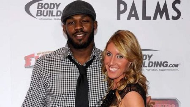 Jessie Moses and her longrerm boyfriend or fiance, Jon Jones&nbsp;are Unmarried Couple