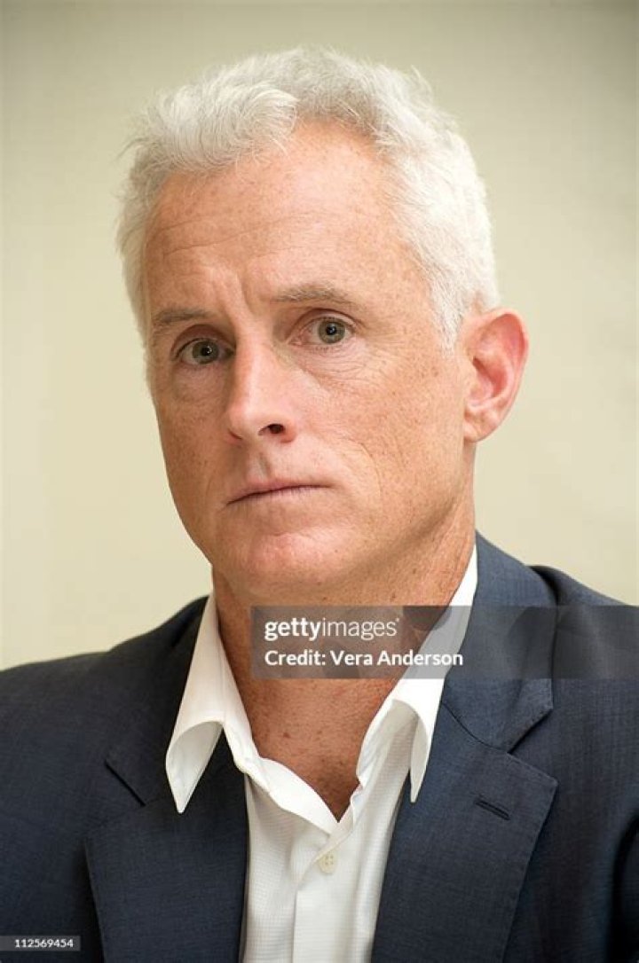 John Slattery photo 3