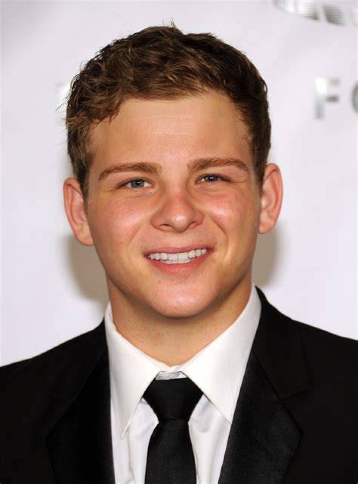 Jonathan Lipnicki Bio (Wiki) 