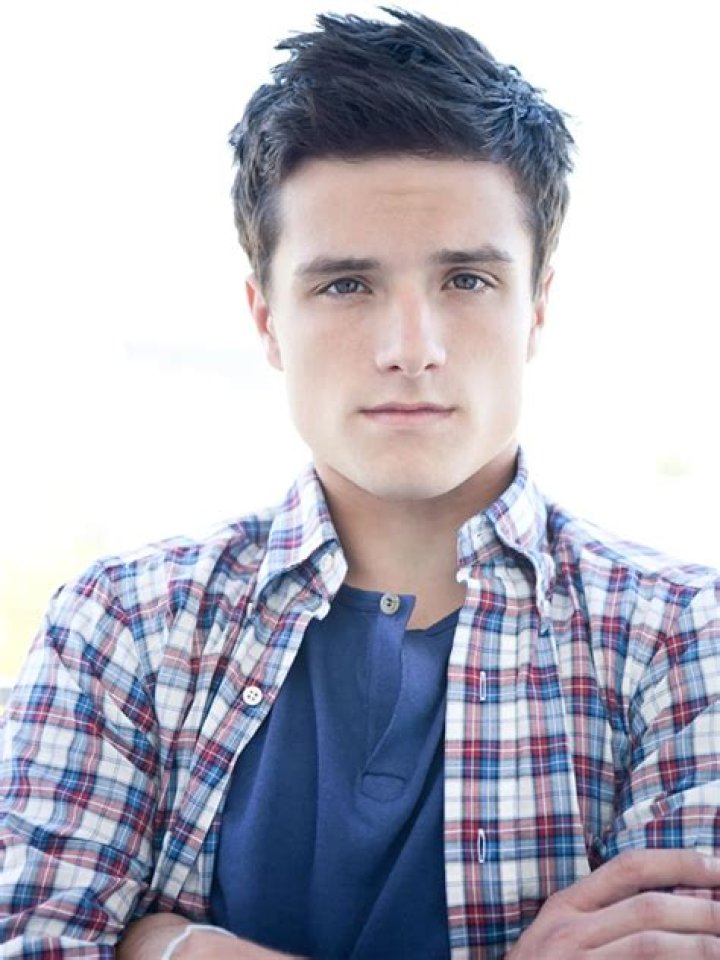 Josh Hutcherson photo 2