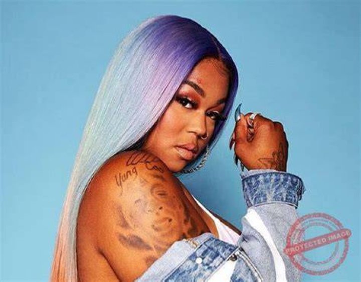 Jucee Froot - Age, Family, Bio
