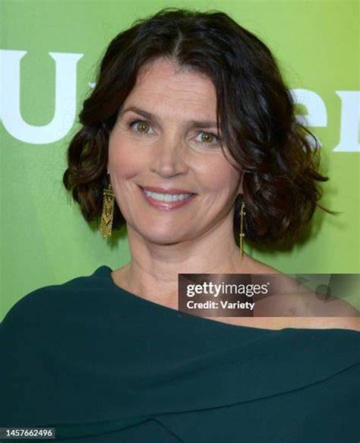 Julia Ormond photo 3