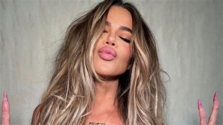 Khloe Kardashian issues a melodramatic statement about that unedited bikini photo