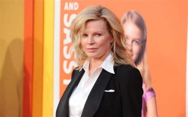 Kim Basinger - Age, Family, Bio