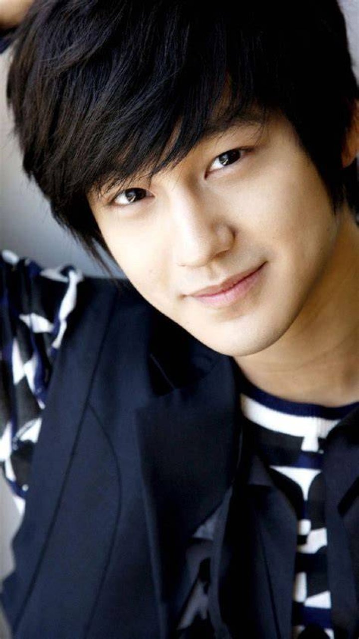 Kim Bum Kim Bum