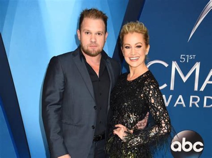 Why did Kyle Jacobs Commit Suicide? Kellie Pickler’s husband died from an apparent self-inflicted gunshot Kyle Jacobs committed suicide at his Tennessee home on Friday, February 17