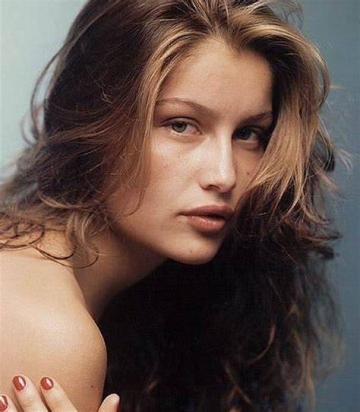 Laetitia Casta Poster G144643 - CelebPoster.com