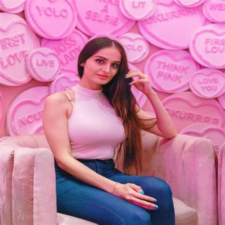 Lana Rose Lana Rose
