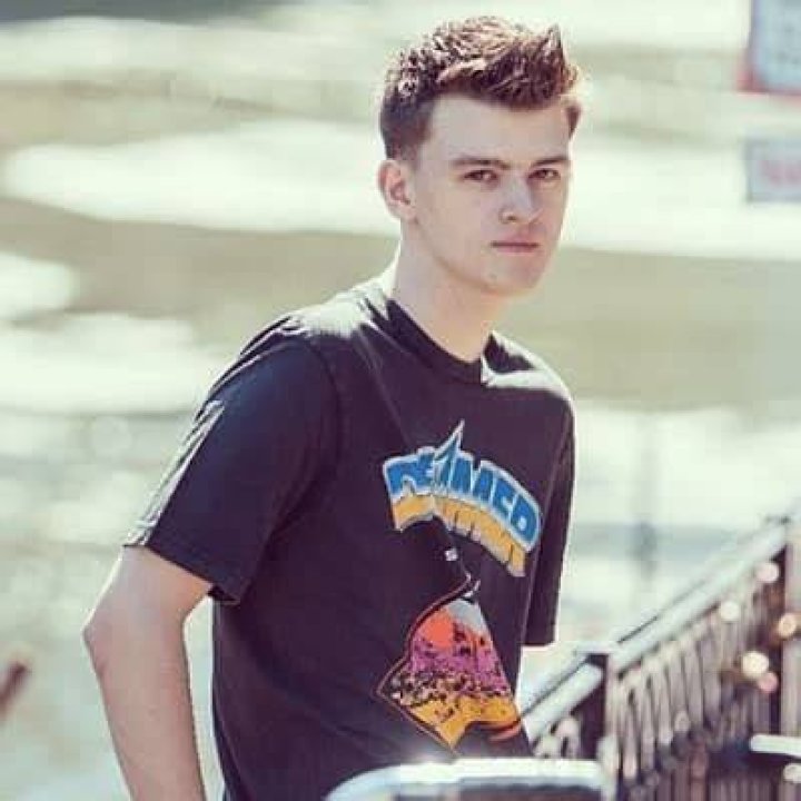 Leonardo Hathaway Bio (Wiki) 