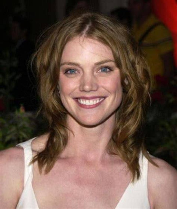 Leslie Stefanson Leslie Stefanson